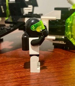 Vintage LEGO Space Blacktron 2 Allied Avenger 6887 Complete With Instructions 