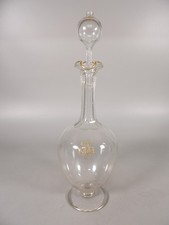Ancienne Carafe en Verre taillé et dorures peintes à la main