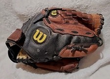 Wilson A2452 11-1/2" 11.5 Kids Baseball Glove Leather  Right Hand Throw  RHT