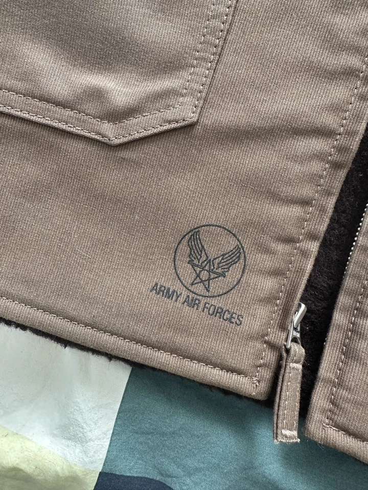 Pike Brothers 1942 C2 Military Vest in Waxed Khaki Sz L (fits medium) - Image 3 of 4