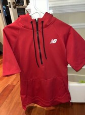NEW BALANCE BOYS LARGE RED HOODED FRONT POCKET BATTING JACKET