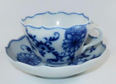 Ernst Teichert Meissen Arrow Mark Blue Onion Cup & Saucer Set (A)
