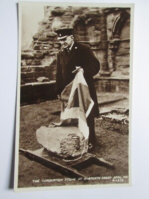 Der Krönungsstein Arbroath Abtei Angus Echtfoto Vintage Postkarte O16