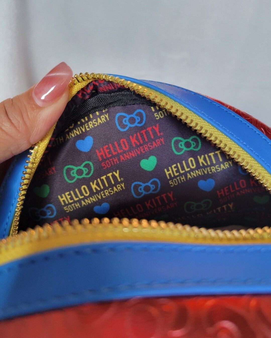 Loungefly Sanrio Hello Kitty backpack and cardholder image 7