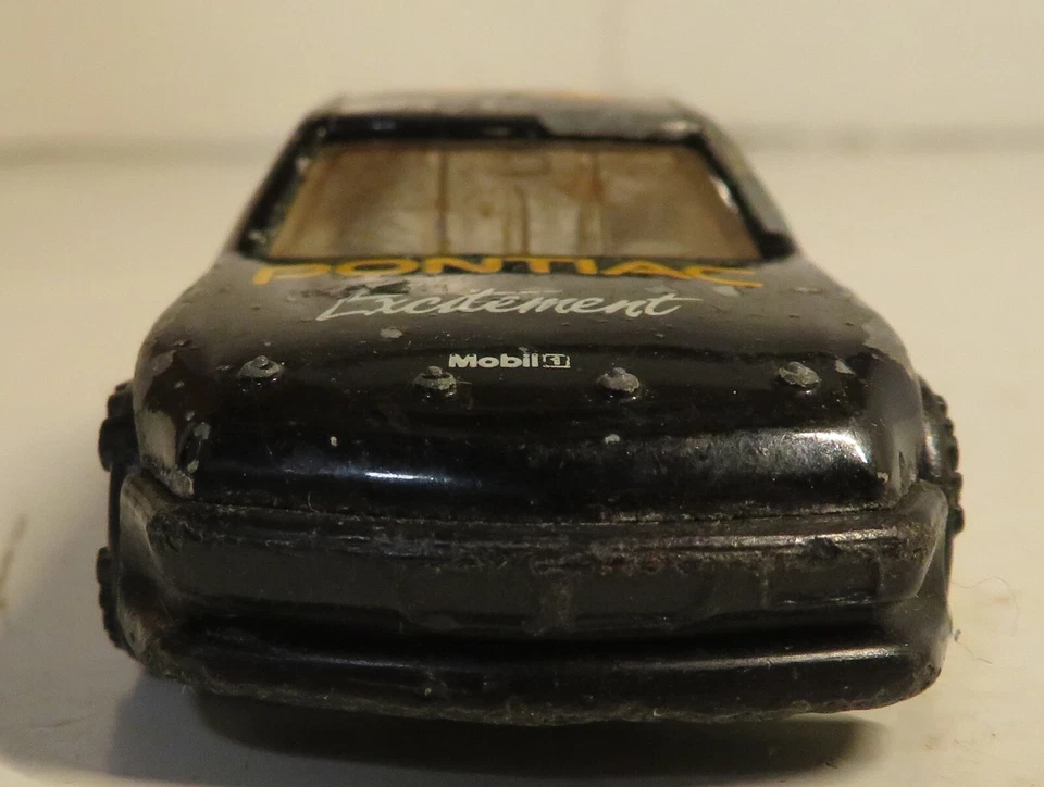 NASCAR Racing Champions #2 Rusty Wallace 1/64 Mobil Pontiac Grand Prix Car Toy - Image 3 of 4