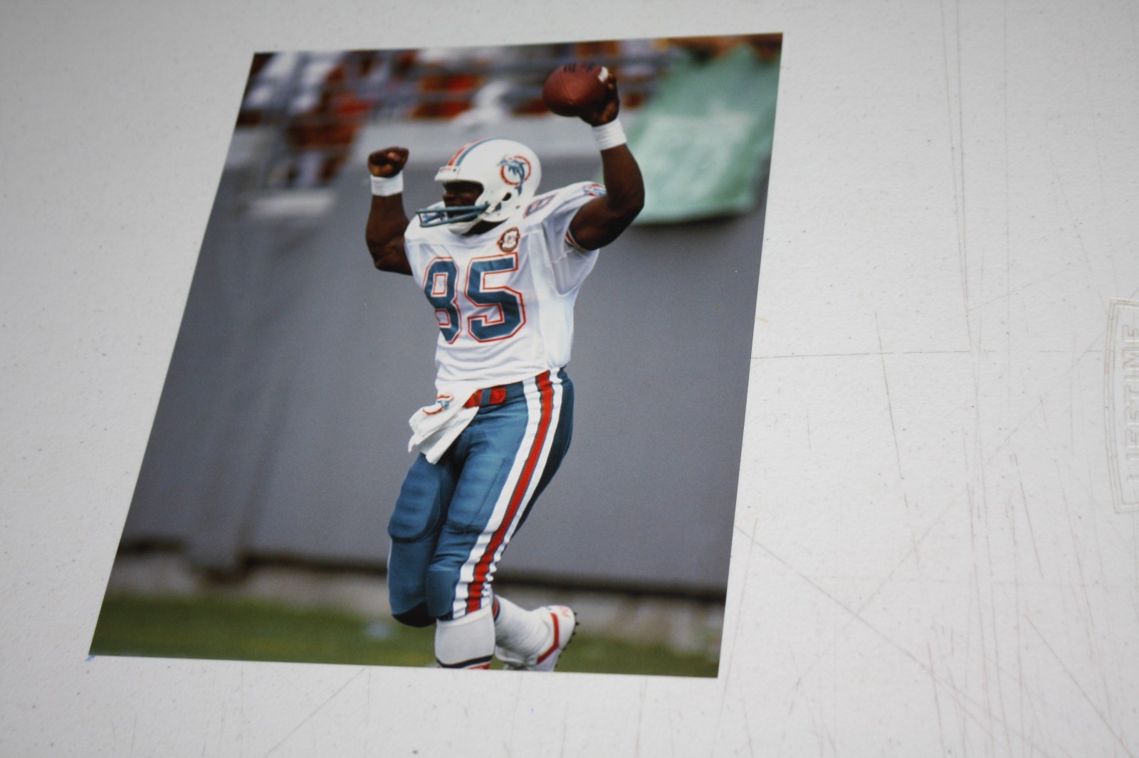MIAMI DOLPHINS MARK DUPER #85 UNSIGNED 8X10 PHOTO POSE 6