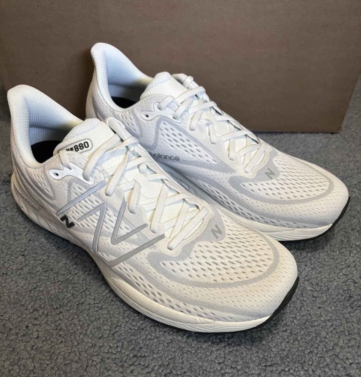 New Balance Fresh Foam X 880v13 White Silver Metallic for  display picture 3