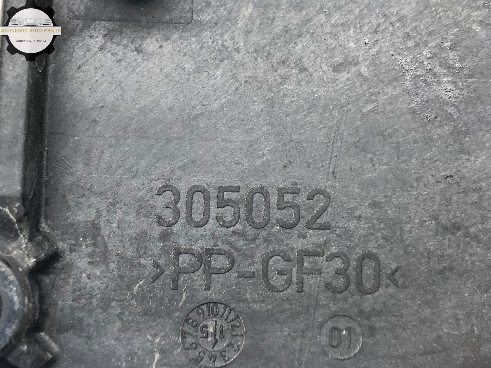 2013-2016 RANGE ROVER L405 LEFT DRIVER BLIND SPOT RADAR SENSOR MOUNT BRACKET