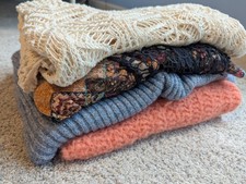 Lot of women's sweater, sweater dress, cardigans size M