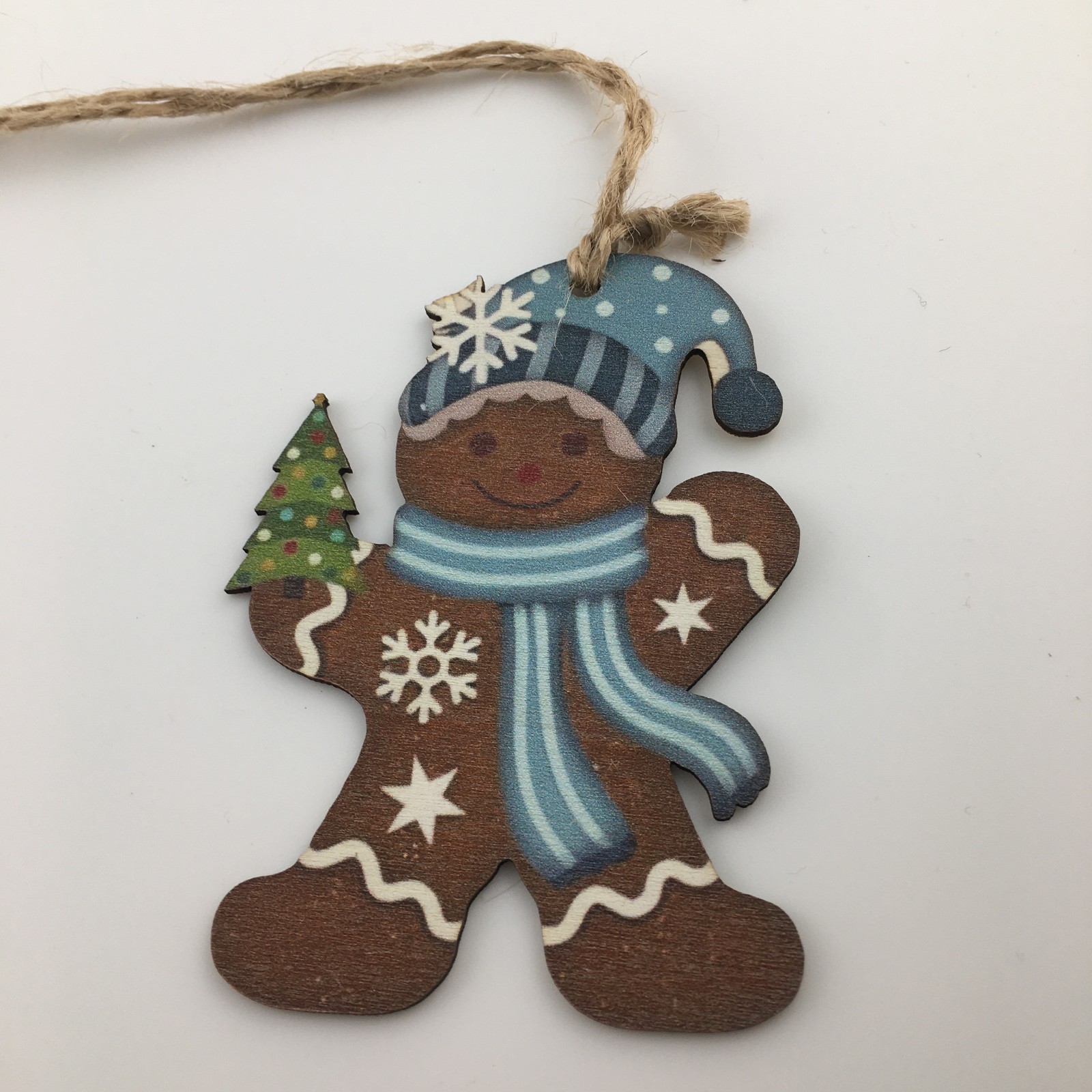 6  Gingerbread Men/Woman Christmas ornament or gift tags wood