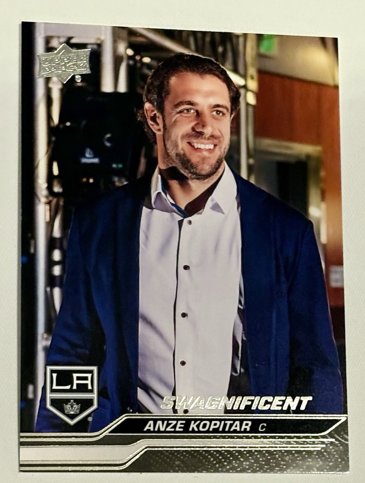2023-24 Upper Deck Series 1 Swagnificent Anze Kopitar #82