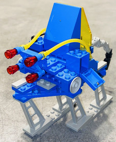 Vintage LEGO Space: Walking Astro Grappler (6882) Excellent Condition