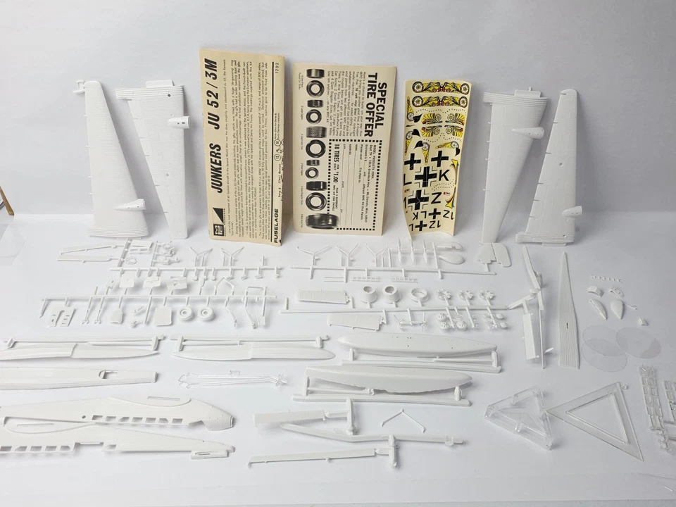 VINTAGE MPC JUNKERS JU-52 MODEL KIT UNUSED IN BOX NICE!!! - Image 4 of 4
