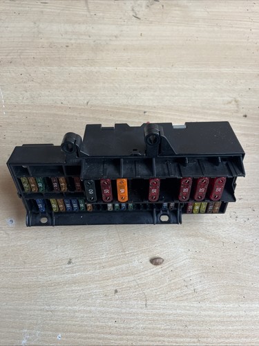BMW 7er 7 series E65 E66 69005820 Sicherungskasten Relaiskasten