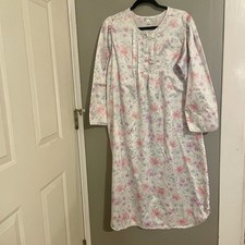 Vintage Miss Elaine Long Sleeve Nightgown Floral Print M NWOT