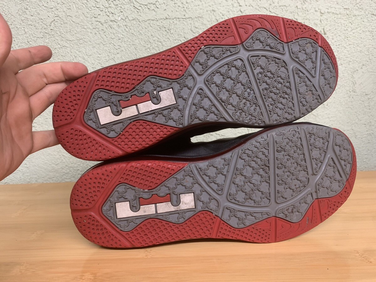 Nike LeBron Low Bred Size 12 Black Red‎ White 510811-003 2019 RARE 2012 Nike LeBron 9 IX Low Bred Black Red White 510811  main image 2