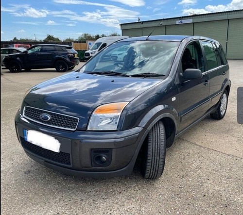 Ford fusion mpv