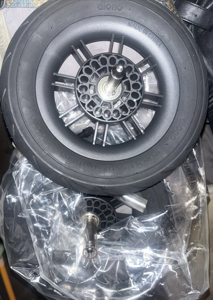 Diono Quantum Air Filled Rear Tires Stroller Black 2 Pack Open Box For Pics Only - Image 4 of 4