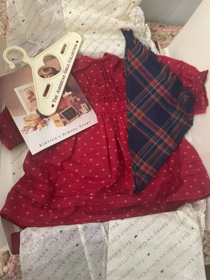 Vestido Escolar Pleasant Company KIRSTEN 1986 KSAB RARO EN CAJA ORIGINAL Cinta Difícil de Encontrar Foto 2 de 3