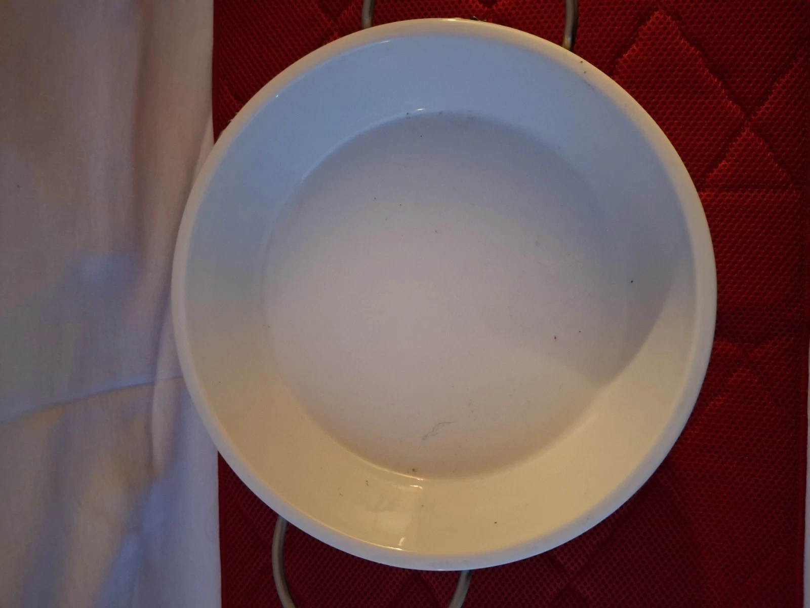 Ceramic Pie Quiche Baking Dish/ Serving +Cradle 11 ins Diameter