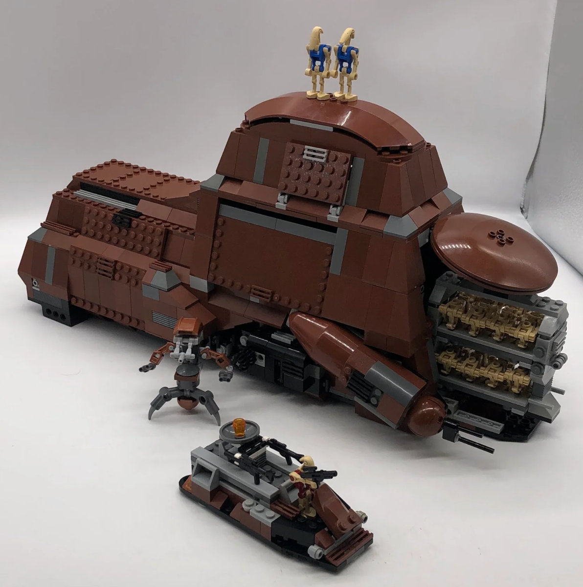 LEGO STAR WARS: Trade Federation MTT (7662) CUSTOM (With Figures