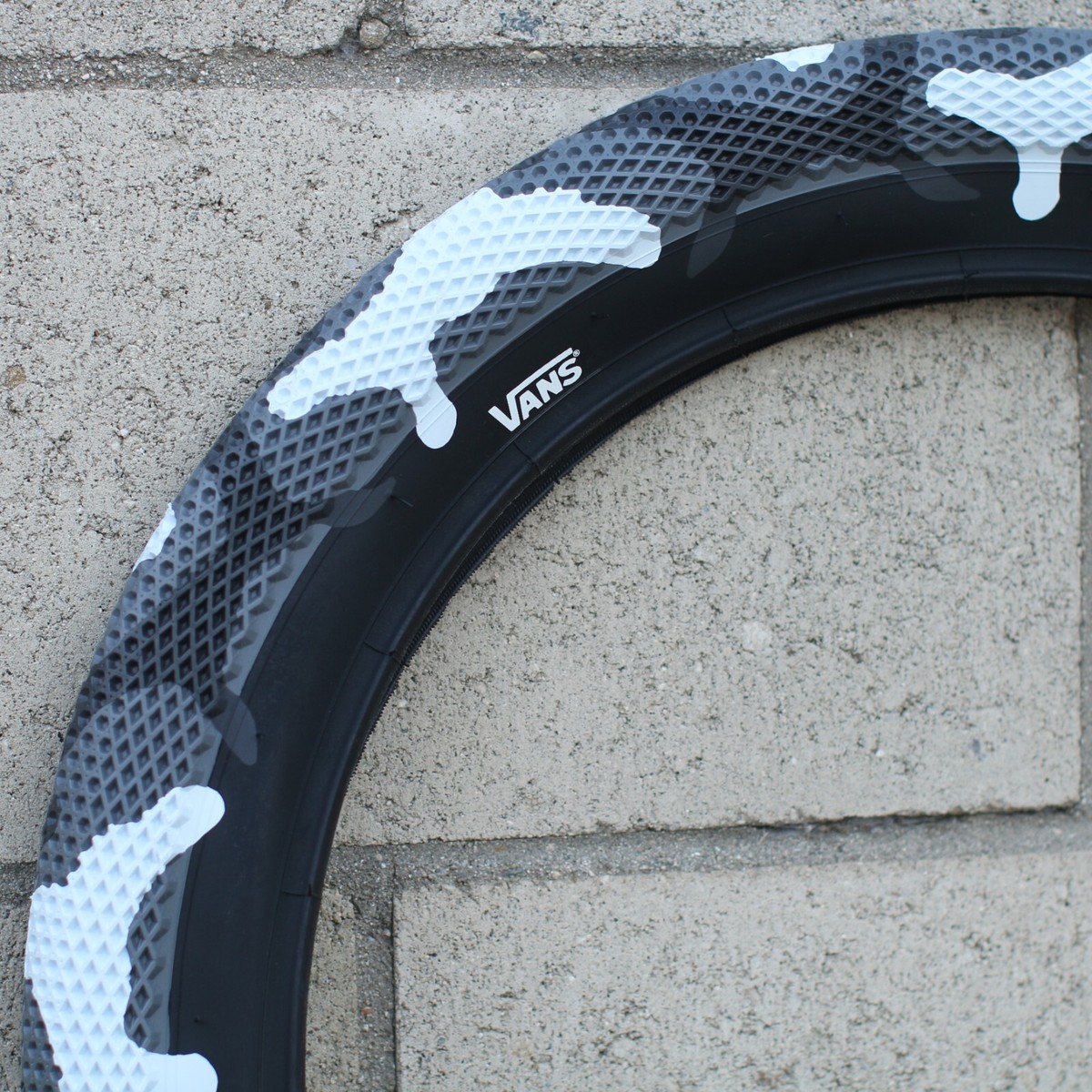 CULT BMX VANS BICYCLE TIRE 20 X 2.40