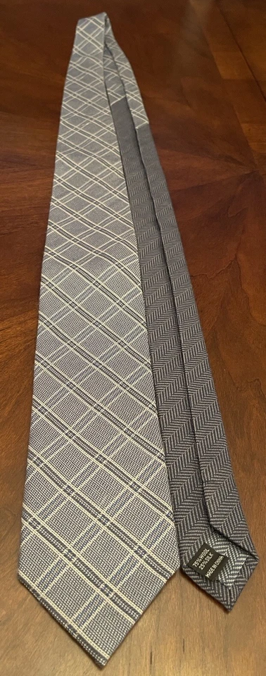 Corbata Egara azul 75 % lana 25 % seda para hombre hecha en China Foto 3 de 4