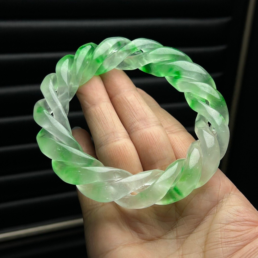 Real Natural Grade AAA Burmese Ice Green Jade jadeite Bracelets