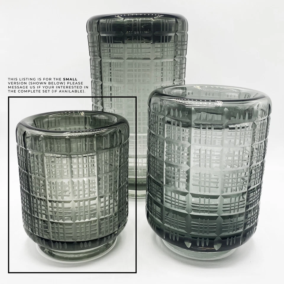 Jarrón o candelabro de vidrio corte humo fuera de la red (pequeño) CYAN DESIGN Foto 2 de 4