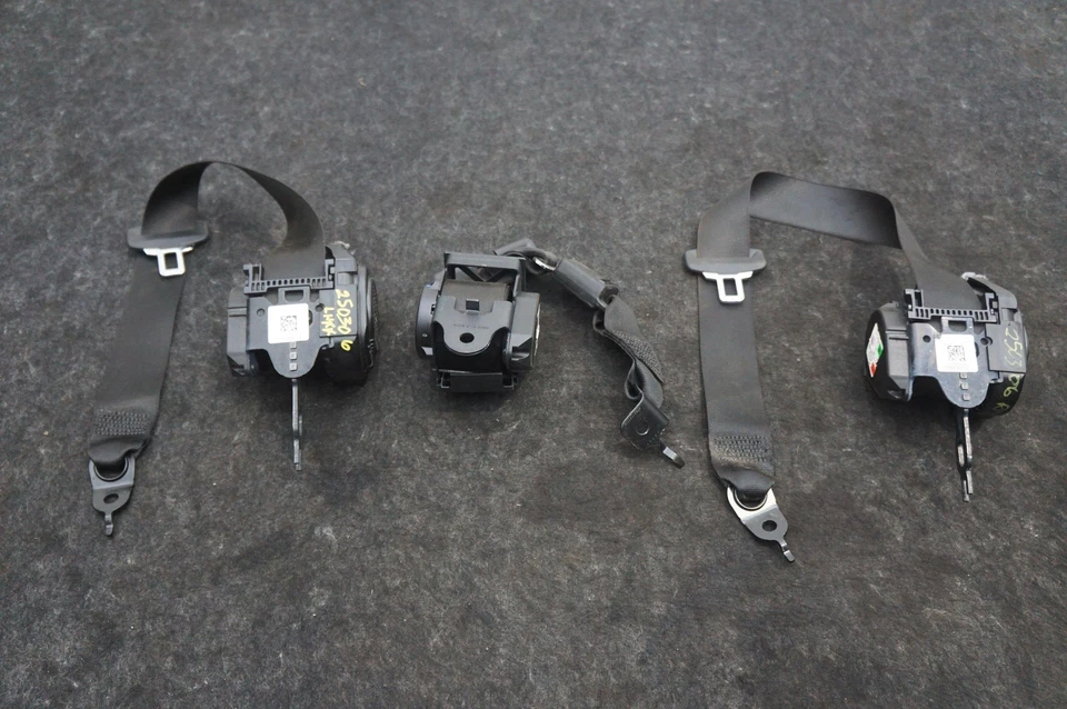 Conjunto de 3 cintos de segurança traseiros esquerdo direito e central 72117496266 Bmw M340i Xdrive 2020-24 - Imagem 4 de 4