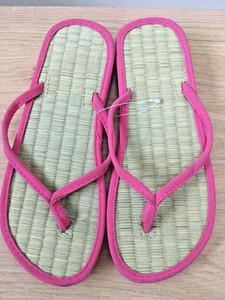 accessorize flip flops