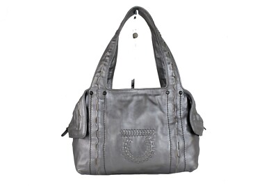 Salvatore Ferragamo ロゴポーチ グレー Salvatore Ferragamo Gancini Silver Leather Hobo Handbag Shoulder