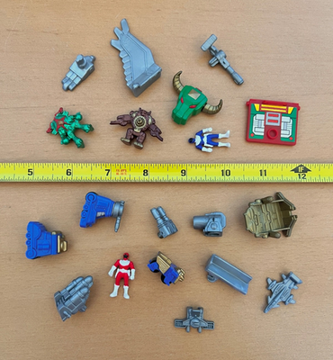 #ad Vintage 1996 Bandai Power Rangers Zeo Zord Micro Playset Accessories Parts Lot $28.00