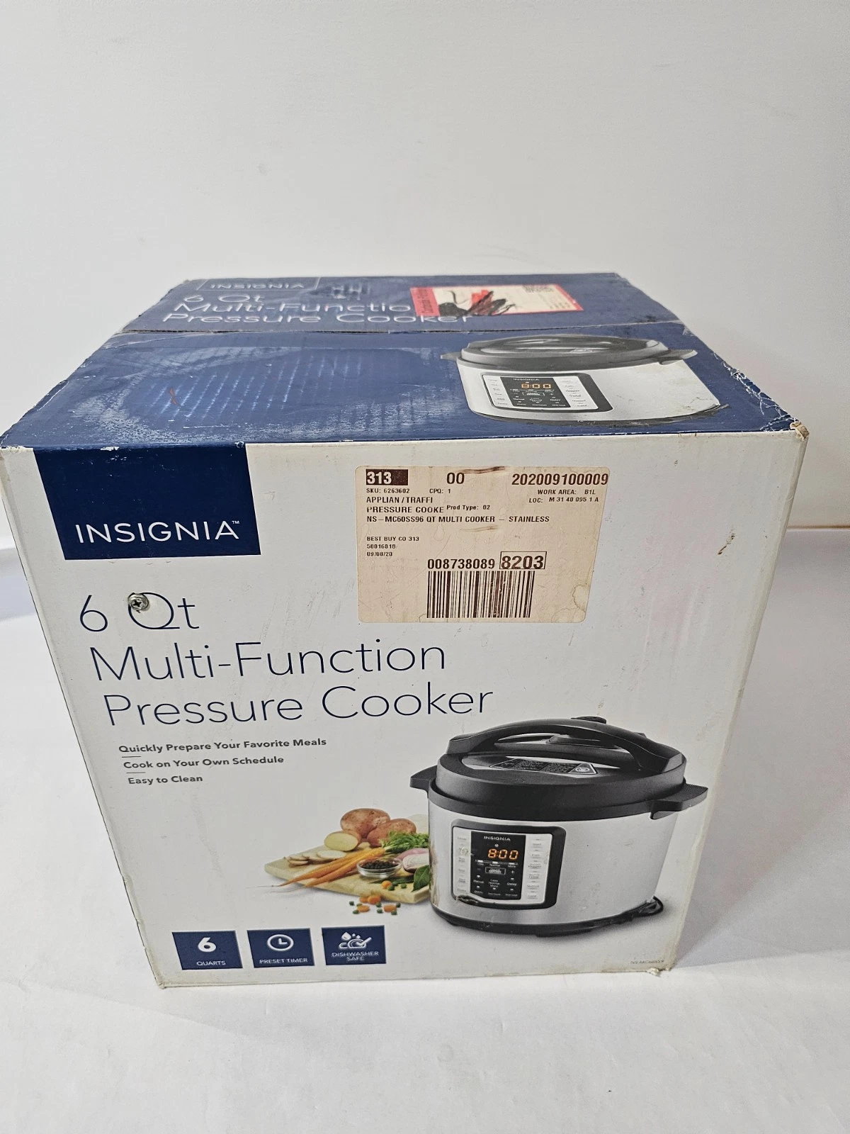 New Black & Silver Insignia 6 Quart Qt Multi-Function Pressure Cooker NSMC60SS9