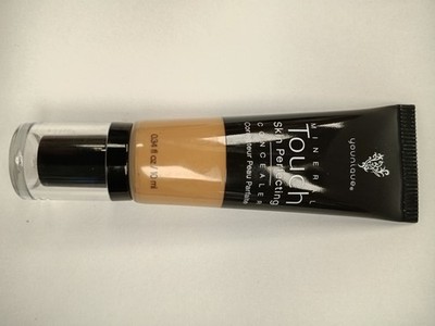 Younique Mineral Touch Concealer - Taffeta.34 fl oz