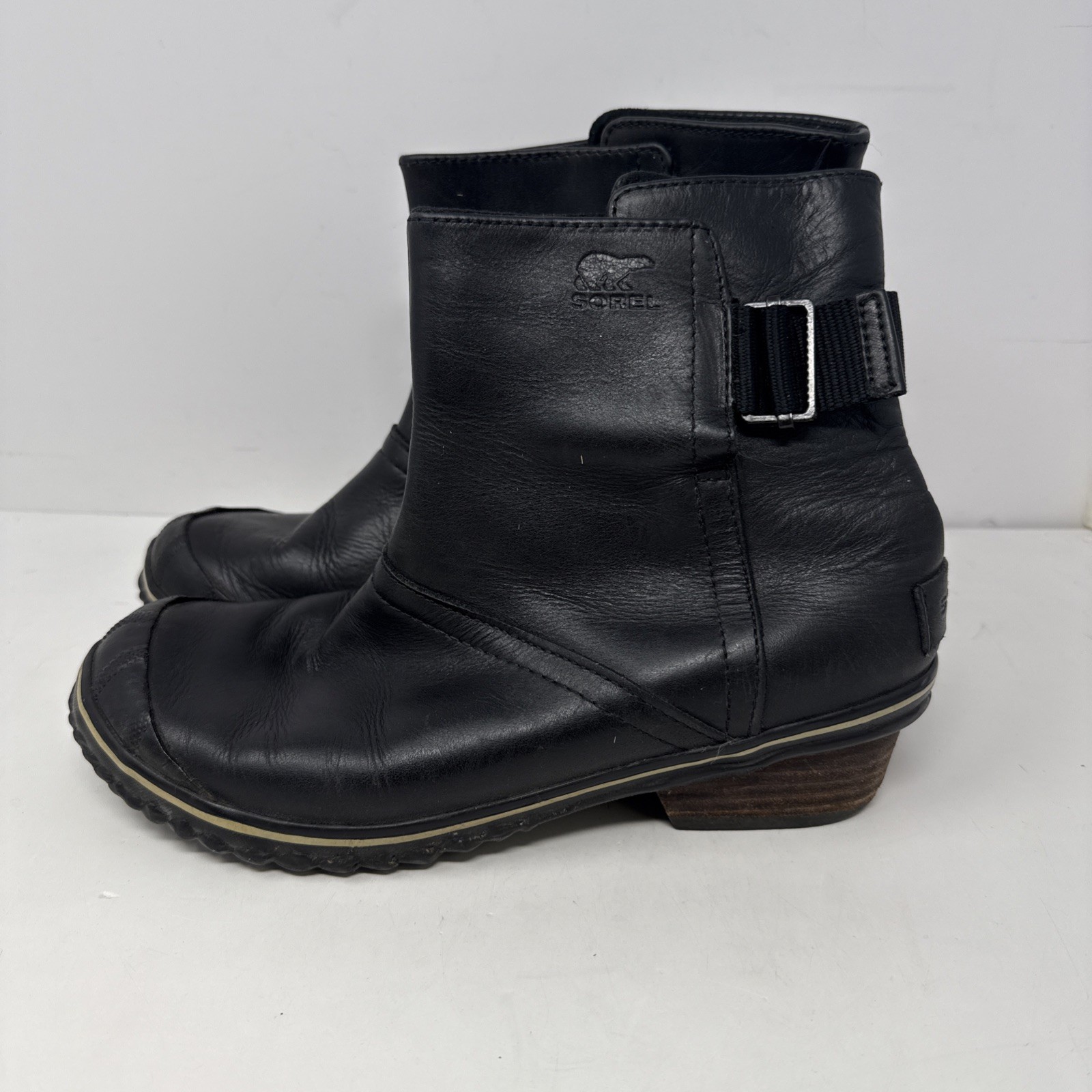 Sorel Slim Shortie Boots Women's 8 Black Leather Pull On Bootie