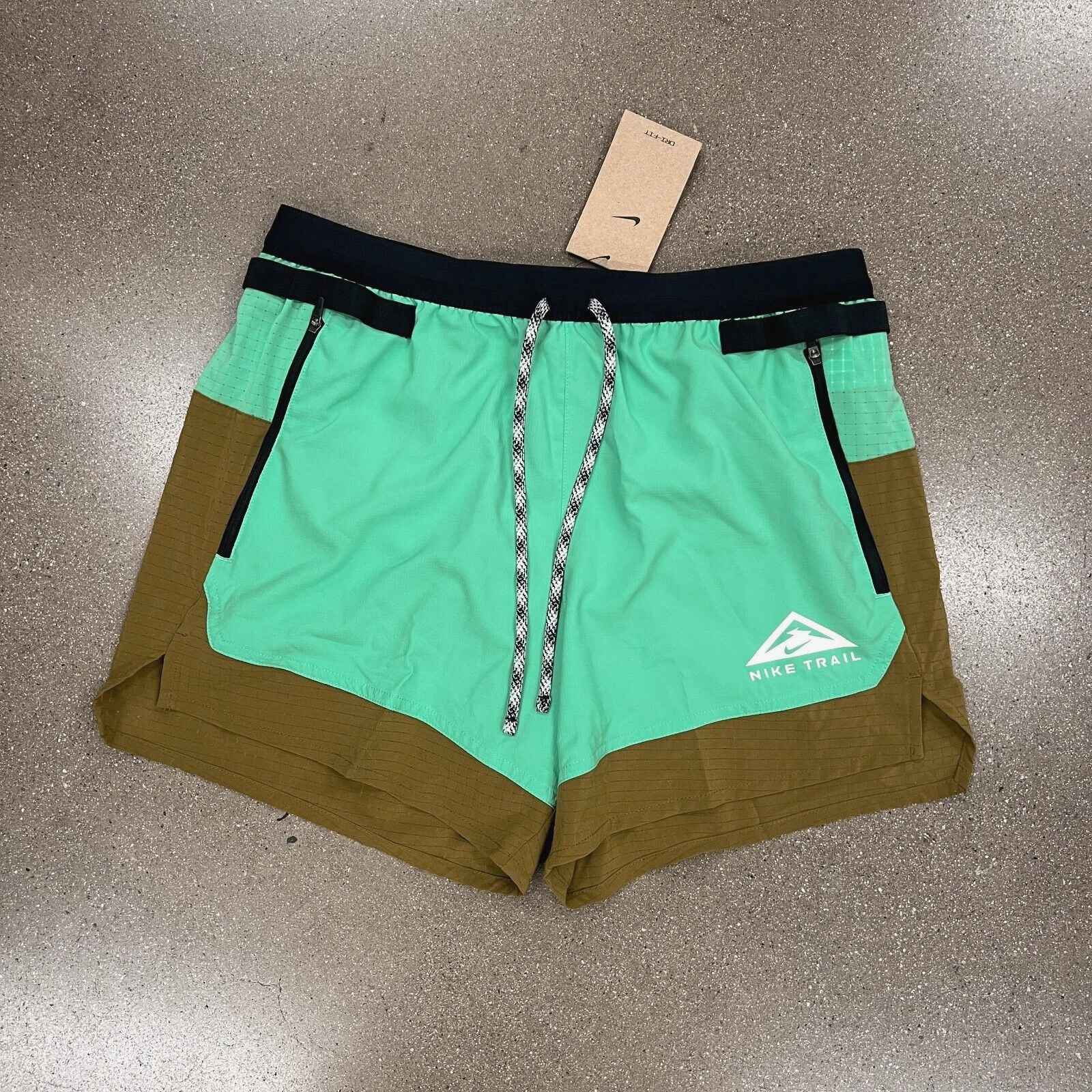 Pantaloncini Nike Uomo Dri FIT Flex Stride Foderati Trail Running CZ9052 363 Verde Taglia XL