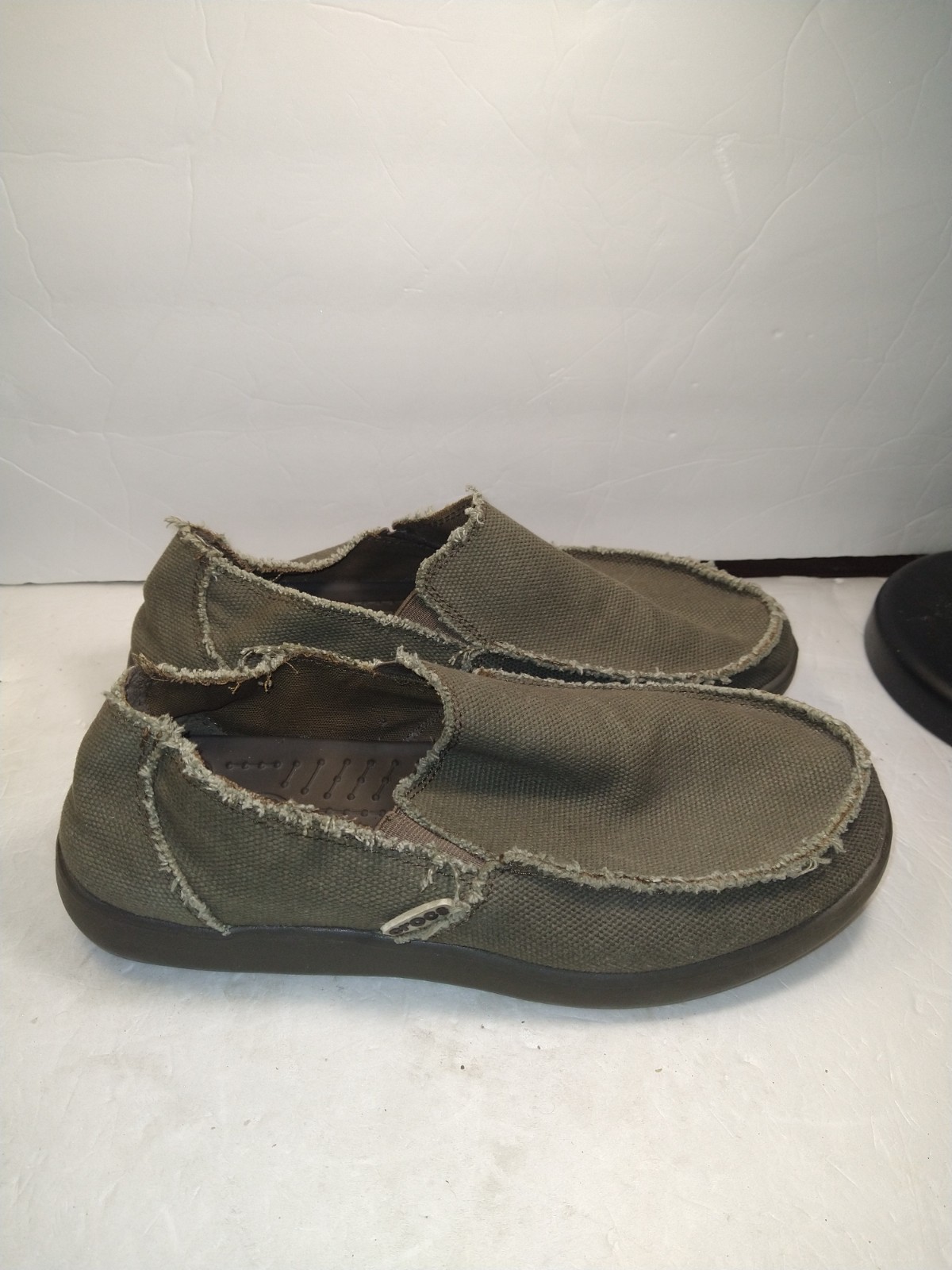 Crocs Santa Cruz Slip-On Canvas Loafers for Men Size 8