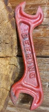 ANTIQUE DEERING HAY RAKE FARM TRACTOR WRENCH (BARN FIND) w/original paint.