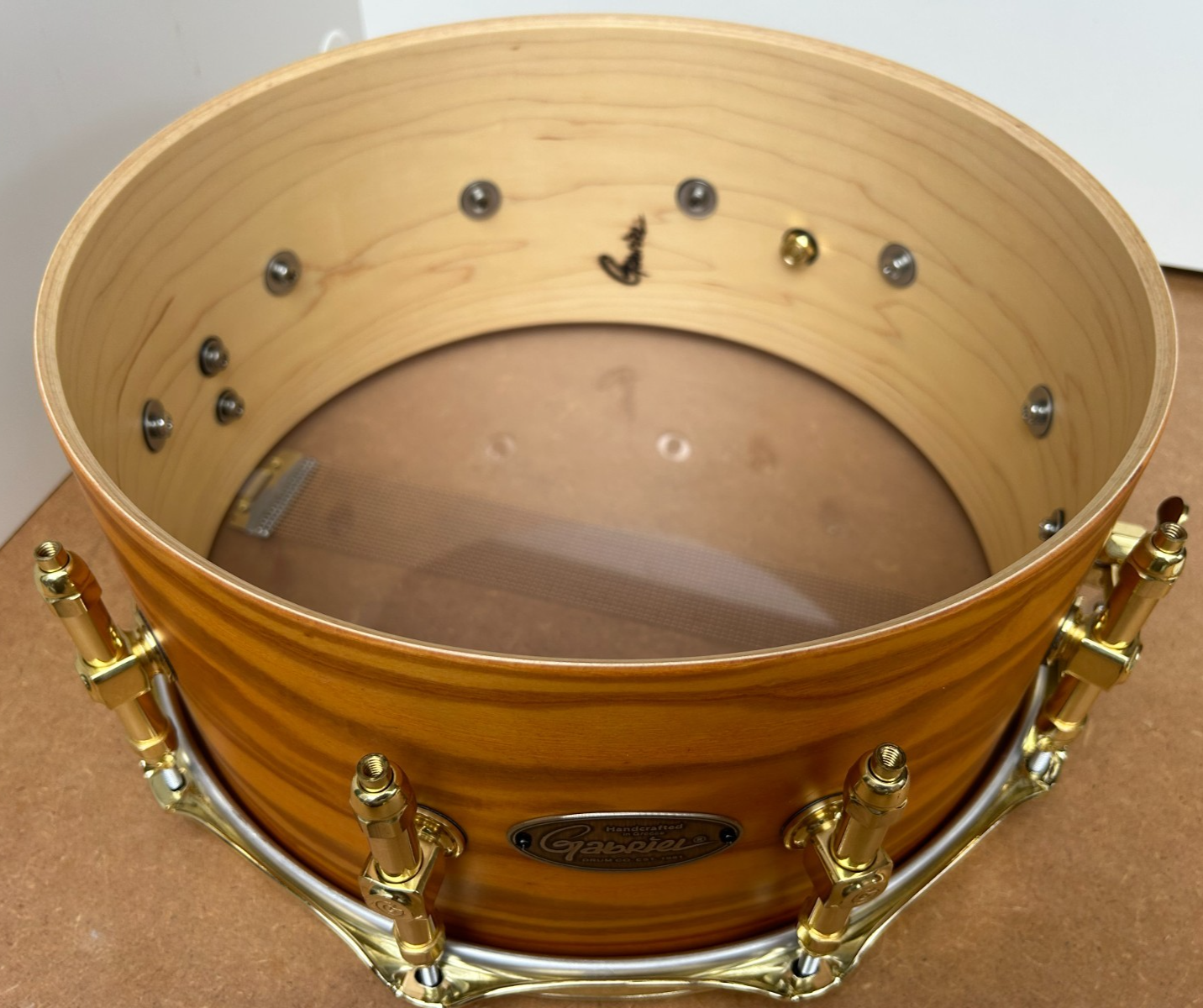 GABRIEL 14''x 6.5'' Handcrafted Snare Drum-9 Ply Hybrid-10 Brass Lugs-Olive Tree photo 12
