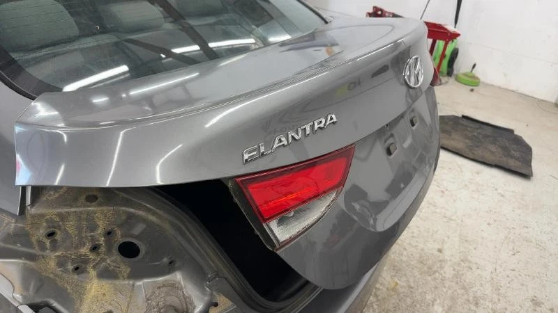 (LOCAL PICKUP ONLY) HYUNDAI ELANTRA Trunk/decklid/hatch/tailgate - Изображение 2 из 4