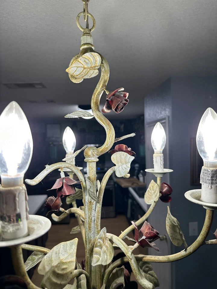 Lámpara de araña vintage de metal rosa roja 5 lámparas de aproximadamente 17 pulgadas de ancho Foto 3 de 4