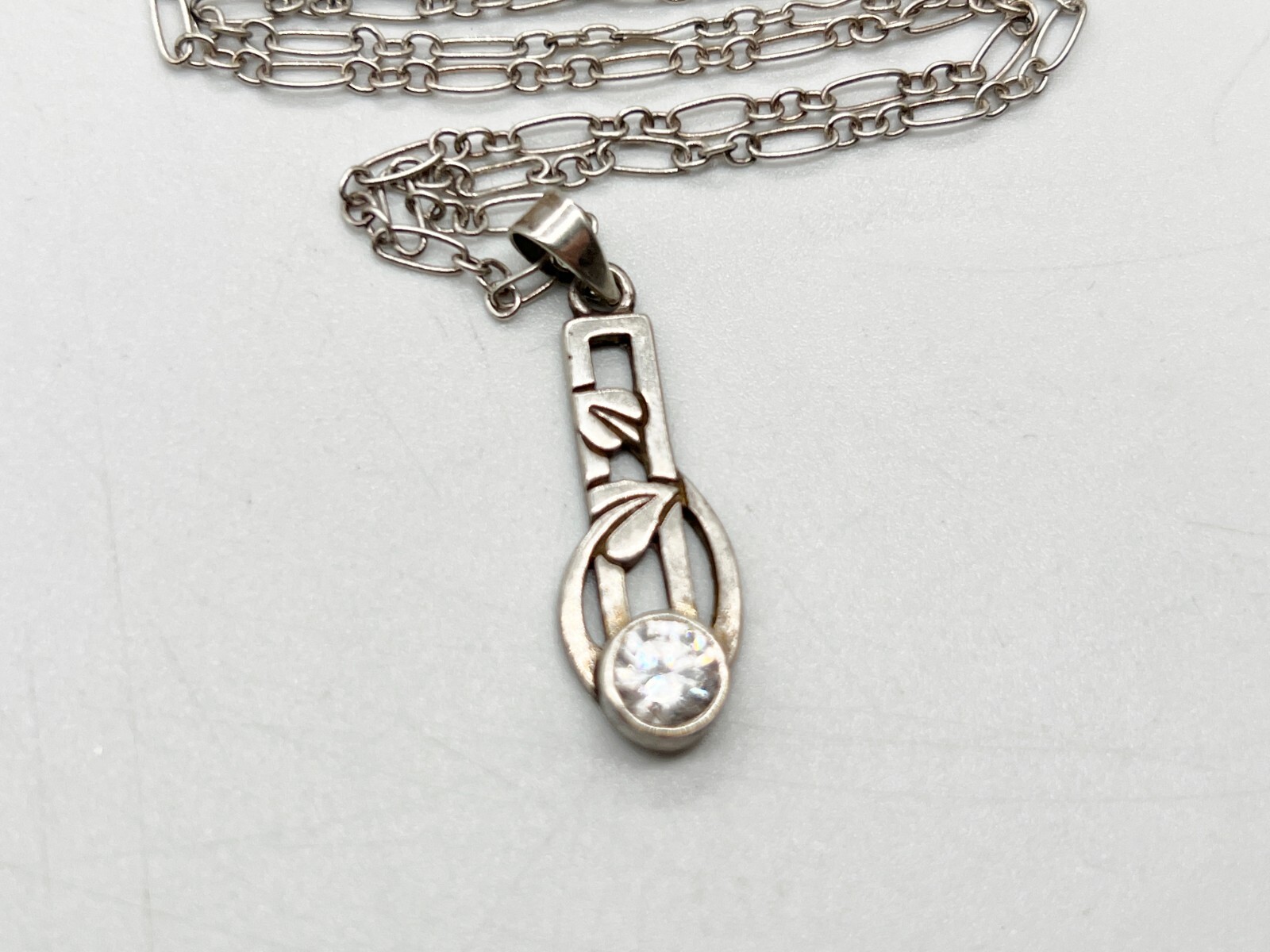 VINTAGE SOLID SILVER SCOTTISH CELTIC PENDANT GEM … - image 2