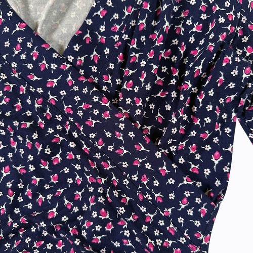 Lauren Ralph Lauren Wrap Top French Navy Floral 3/4 Sleeve Y2K Whimsigoth Sz M - Picture 4 of 9
