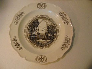 WILLIAMSBURG, VA-BRUTON PARISH CHURCH SOUVENIR COLLECTOR PLATE-STAMPED/EMBOSSED