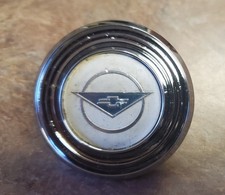 Steering Wheel Horn Button Cap Chevrolet Corvair 1963 Monza Gm 765913 Oem