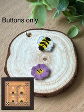 Mill Hill ceramic buttons sets Bee and Flover