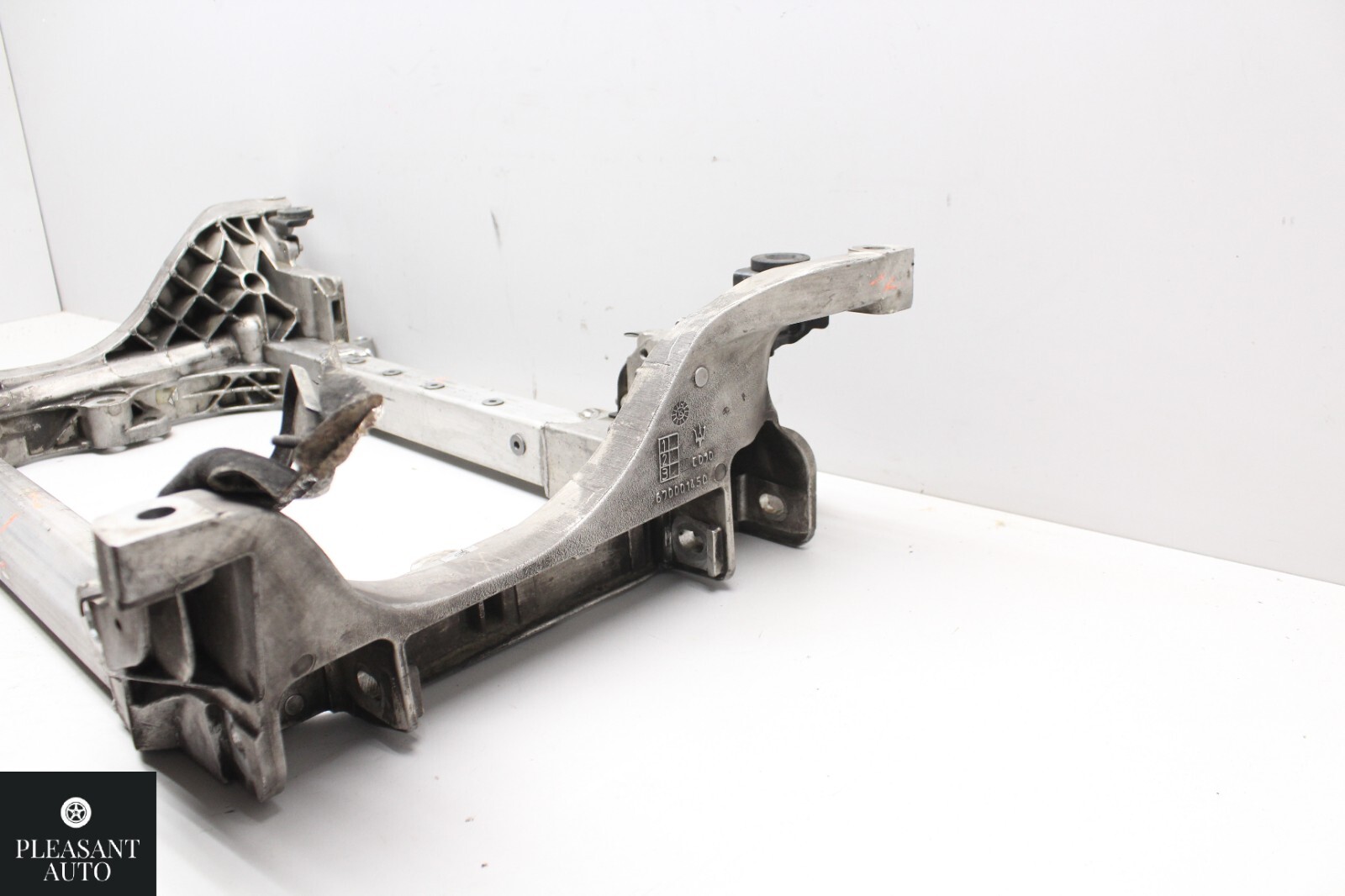 14-19 Maserati Ghibli RWD Front Suspension Subframe Crossmember Oem
