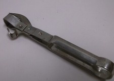 ADJUSTABLE PUNCH CAN BOTTLE OPENER