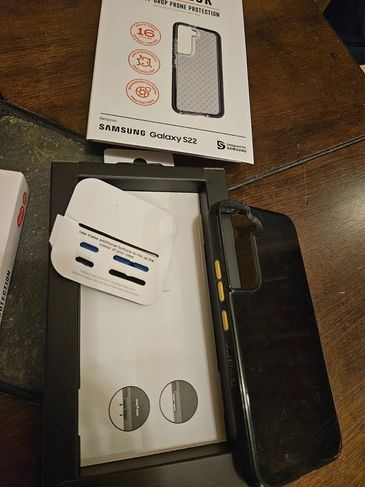 Samsung Galaxy S22 box and all accessories w/ Tech 21 cases and screen protector - Image 4 of 4